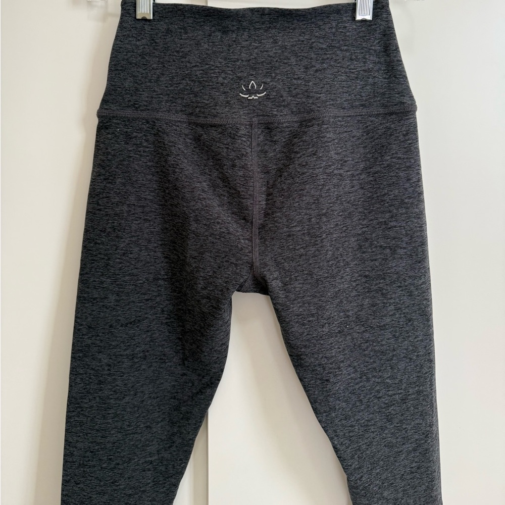 Beyond Yoga Capri Leggings Tights Pilates Blue Black Spacedye Athleisure Tights - Picture 3 of 5